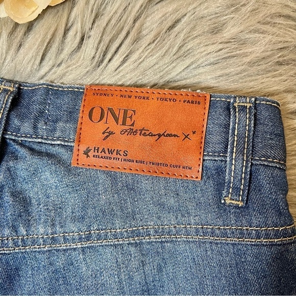 One Teaspoon Hawks Relaxed Fit High Rise Twisted Cuff Women’s Denim Shorts Sz 24 - Picture 7 of 11